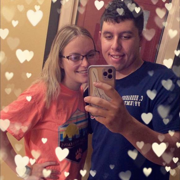 Meet your Posher, Danielle - Picture 1 of 1